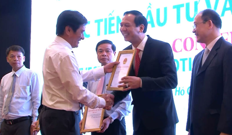 Thien Tan Group receive Certificate of investment for Ninh Thuan Solar power plant.